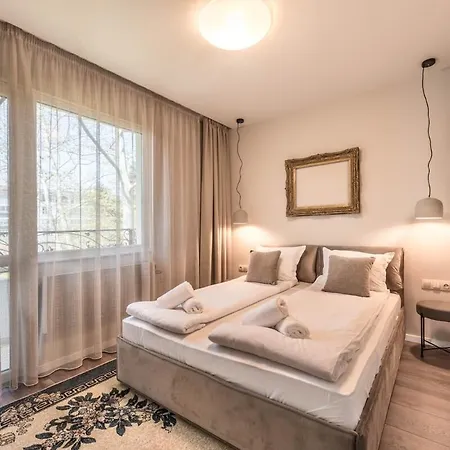 Designer 1br Near The Sea Garden, Chayka District Варна